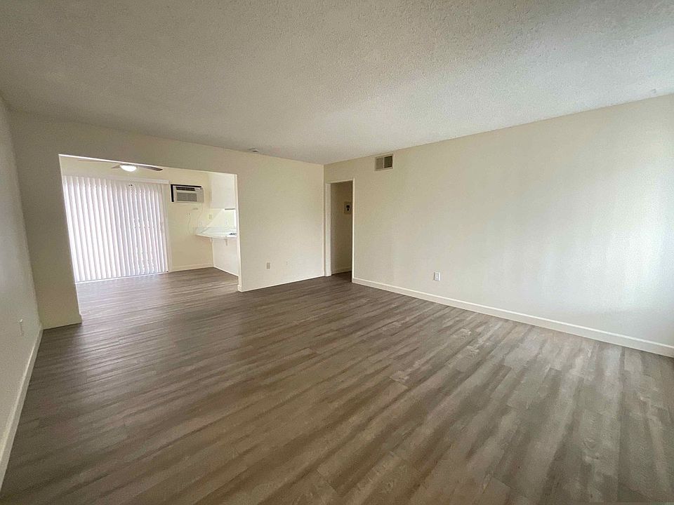 1st image of 1418 N Donacy Way