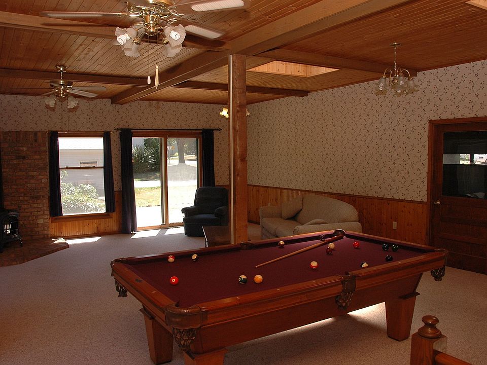Spacious Family Room With Gas Fireplace For All Your Family Gatherings.