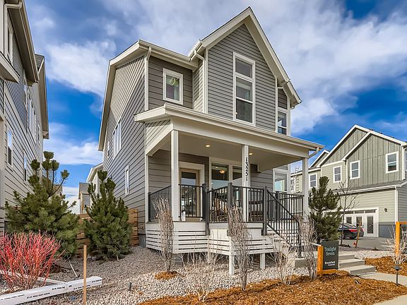 Tealight Seven Exterior at Barefoot Village in Firestone, CO