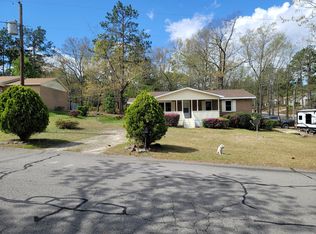 1190 W Michigan Ave, Southern Pines, NC 28387