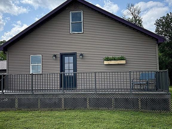 2nd image of 865 Matlock Blvd