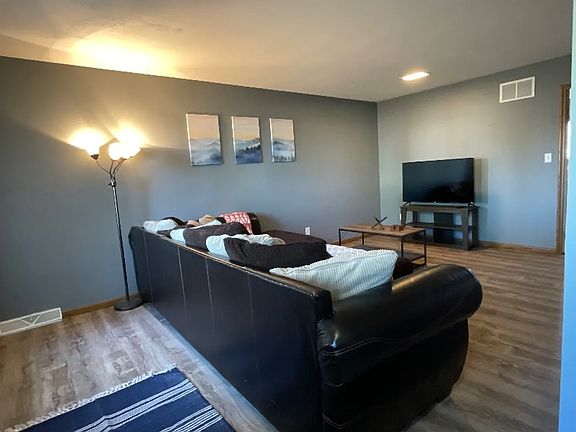 5th image of 323 2nd Ave #325