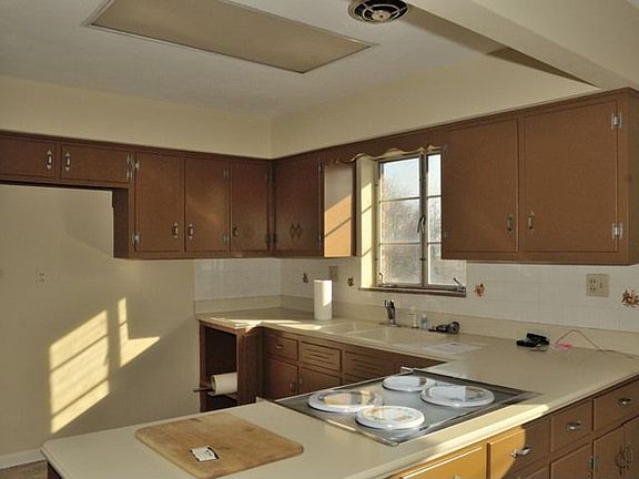 5th image of 3897 Reinwood Dr