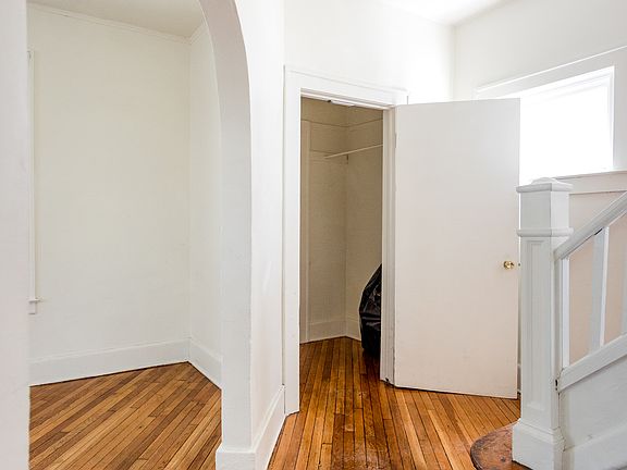 2nd image of 205 California St