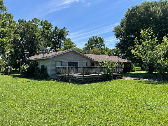 2nd image of 252 County Road 3290