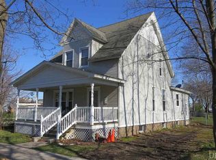 322 1st Ave S, Escanaba, MI 49829