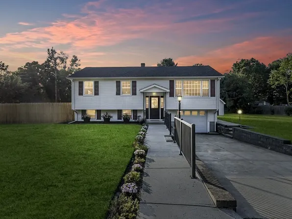 359 Gile St, Haverhill, MA 01830