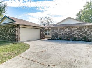 10118 Hillridge Rd, La Porte, TX 77571