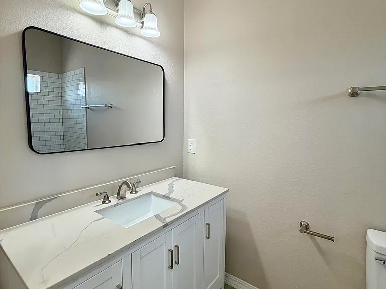 125 Palma Dr #1 — Photo 18