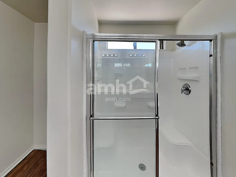 2919 S 71st Dr — Photo 11