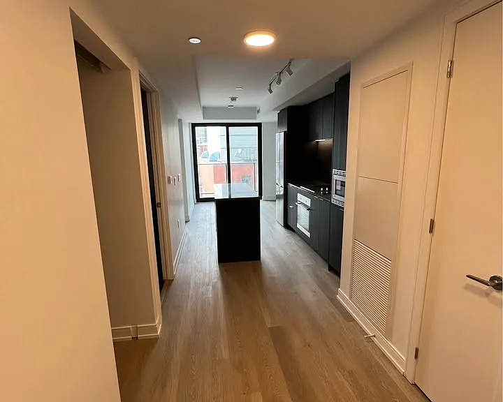 1 Jarvis St — Photo 7