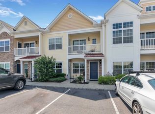 66 Barley Ln, Patchogue, NY 11772