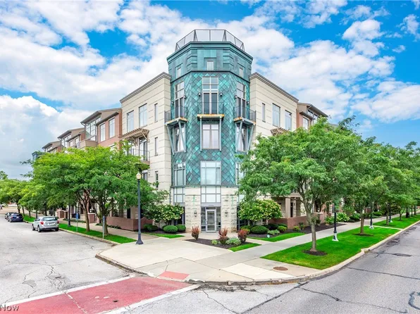 16800 Van Aken Blvd APT 410, Shaker Heights, OH 44120