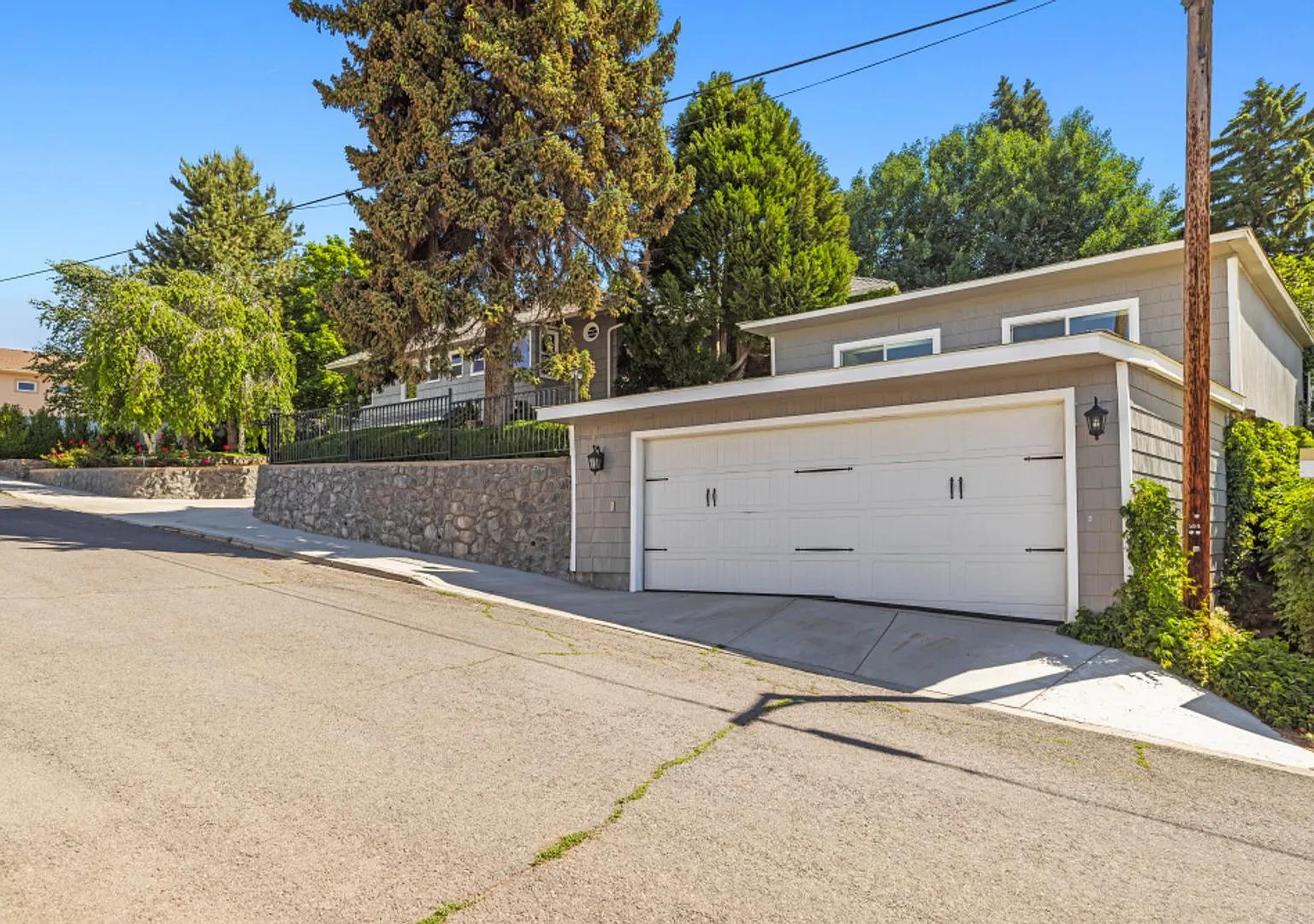 525 Mesa St — Photo 3