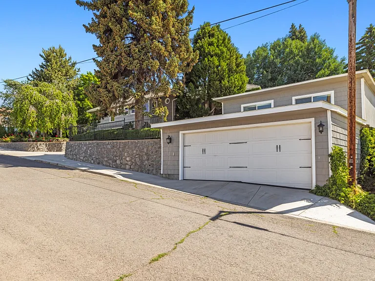 525 Mesa St — Photo 3