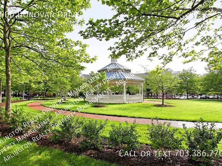 5000 Donovan Dr — Photo 36