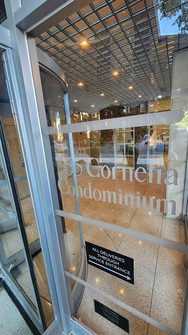 2 bed, 1200 sqft, $3,200 — Photo 3