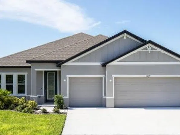 902 Buckeye Dr, Lady Lake, FL 32159