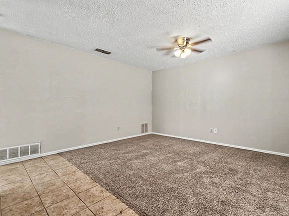 4th image of 6107 37th St