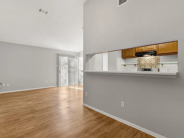 413 Country Aire Dr — Photo 9