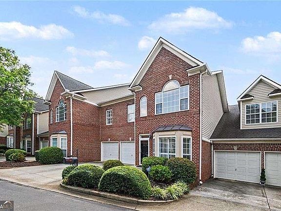 4th image of 5004 Lexington Dr