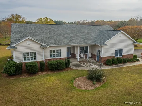 1036 Whiting Creek Rd, Locust Hill, VA 23092