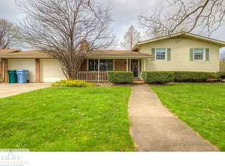 2314 Belaire Dr, Lansing, MI