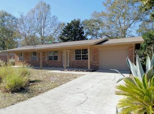 15 Fawn Ln, Shalimar, FL 32579