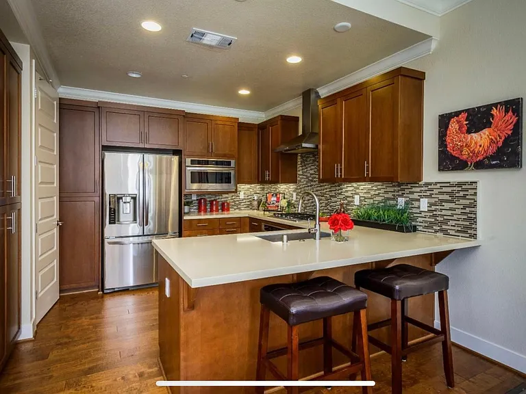 2830 Alvarado Ave — Photo 7