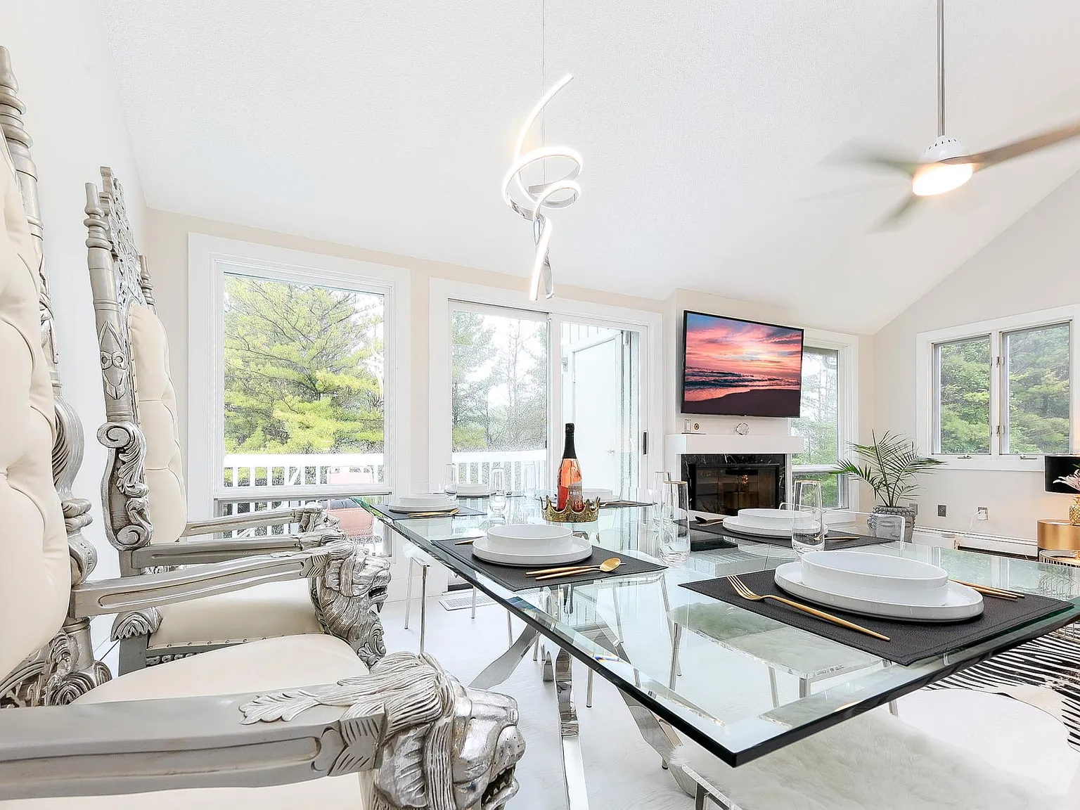 5736 Hilltop Way — Photo 3