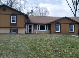 35 Hardacre Dr, Xenia, OH 45385