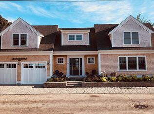 68 Clifton Ave, Hull, MA 02045