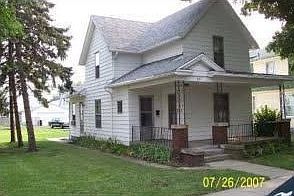 1st image of 319 W 6th St