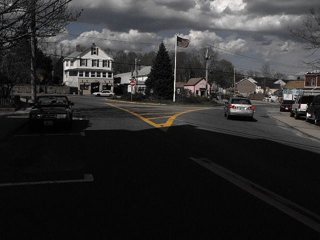 2nd image of 519 High St