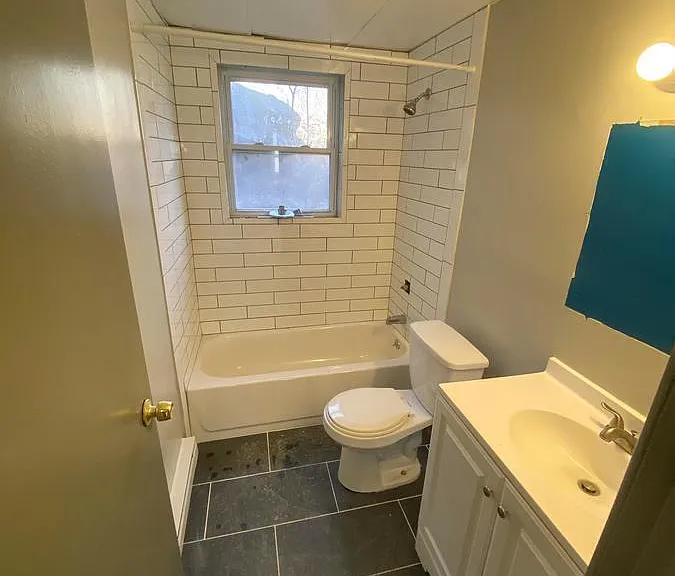 40 Briarwood Ln #15A — Photo 8