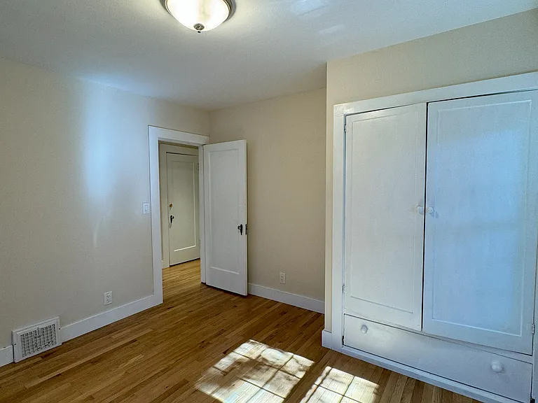 37 NE 47th Ave — Photo 8