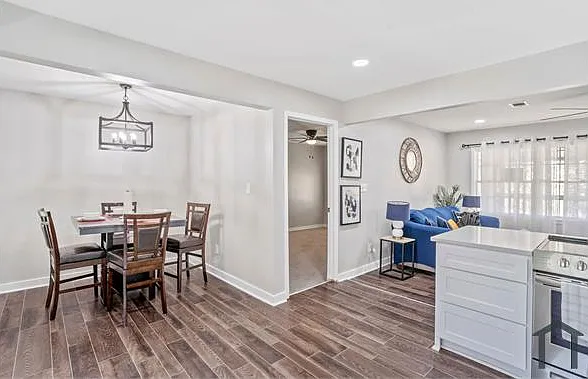 8170 Huntington Dr — Photo 6