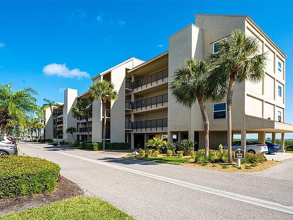 4th image of 4900 Gulf Of Mexico Dr #203B