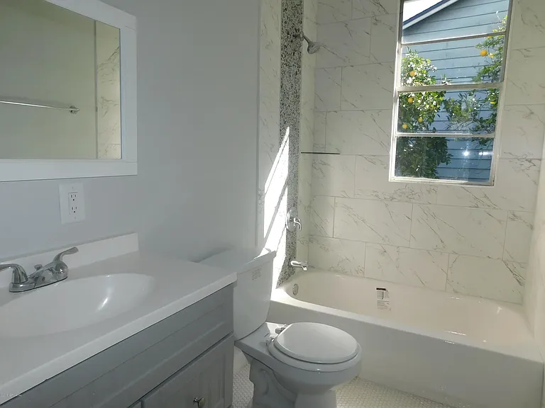 5731 Katz Ave — Photo 11