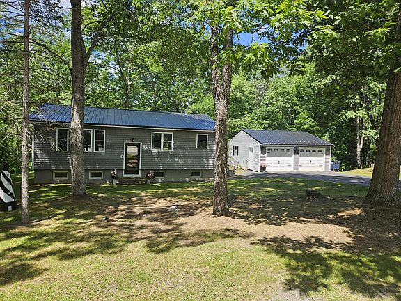3rd image of 537 George Road