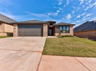 4917 Desert Willow Ln, Edmond, OK 73034