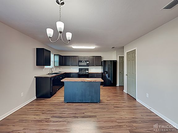 2nd image of 77024 Hardwood Ct