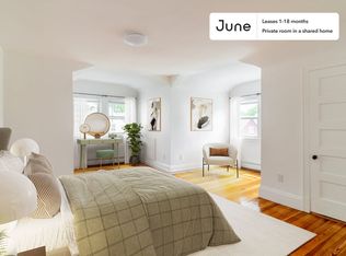 36 Newcastle Rd FLOOR 2, Brighton, MA 02135