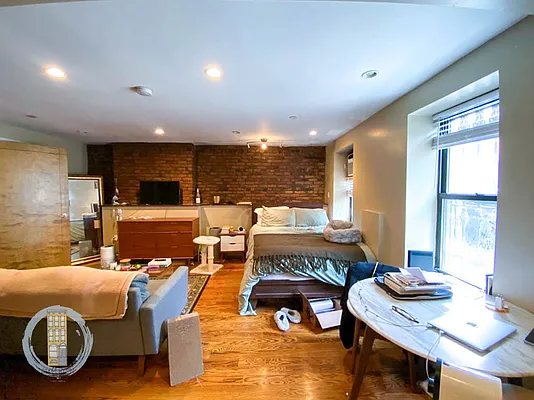 Rented by Brooklyn Rentals NYC | media 6
