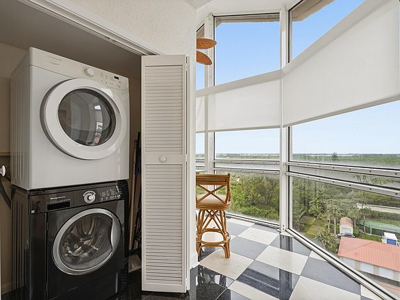 5th image of 3870 N Highway A1a Penthouse 6