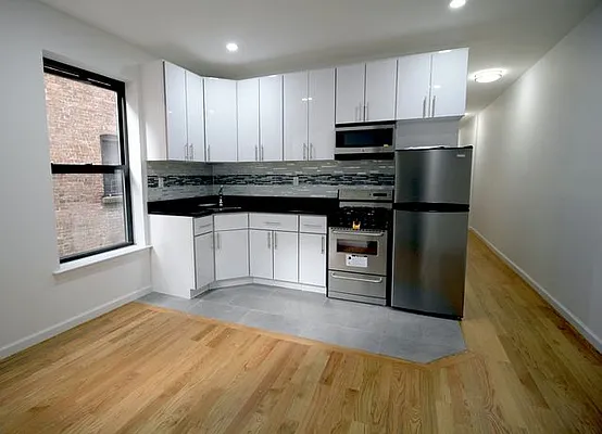 Rented by Elite NY Holdings | media 18