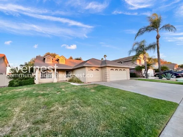 31058 Green Forest Dr, Menifee, CA 92584