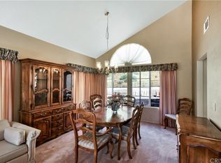 28789 Kathleen Ave, Saugus, CA 91390