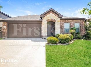 11913 Rustling Oaks Dr, Crowley, TX 76036
