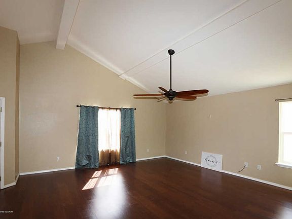 3rd image of 1531 SE 12th Ave